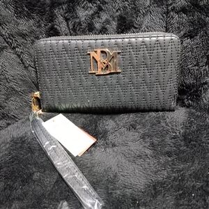 NWT Badgleey Mischka long wallet W/ phone pocket